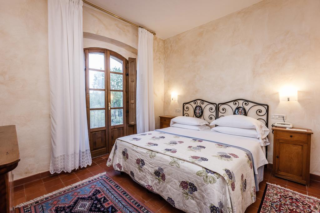 Villa Acquaviva Wine Resort มอนเตเมราโน ภายนอก รูปภาพ
