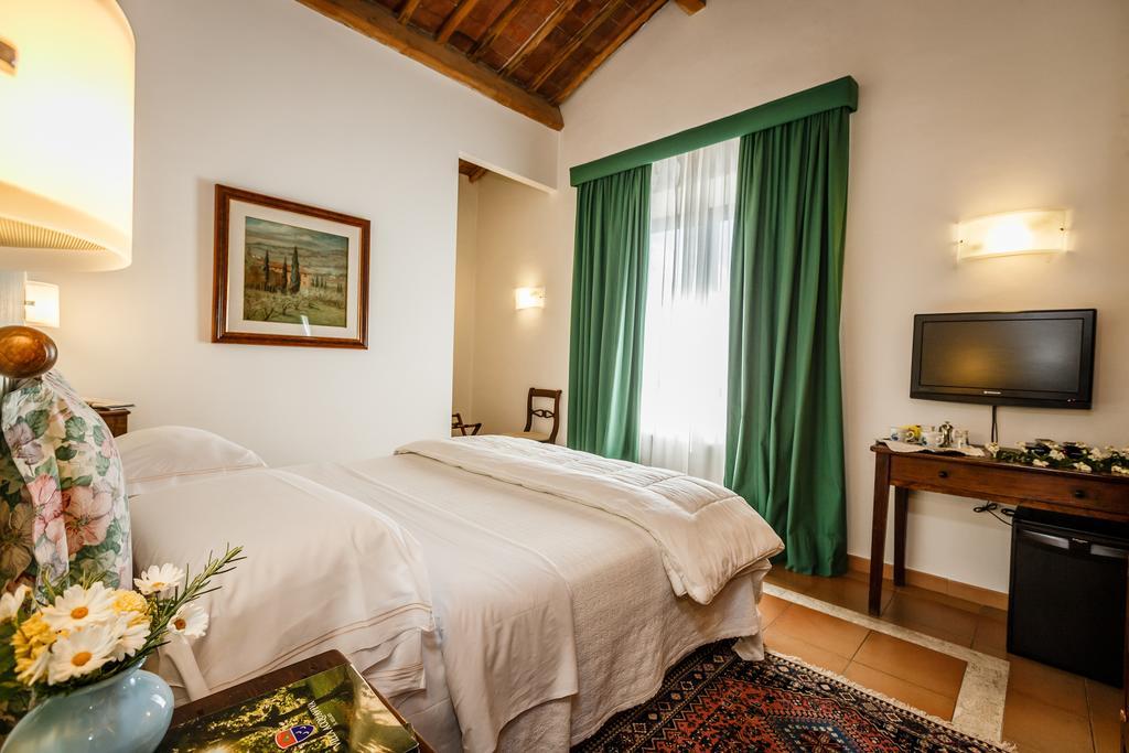 Villa Acquaviva Wine Resort มอนเตเมราโน ภายนอก รูปภาพ
