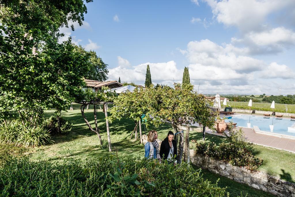 Villa Acquaviva Wine Resort มอนเตเมราโน ภายนอก รูปภาพ