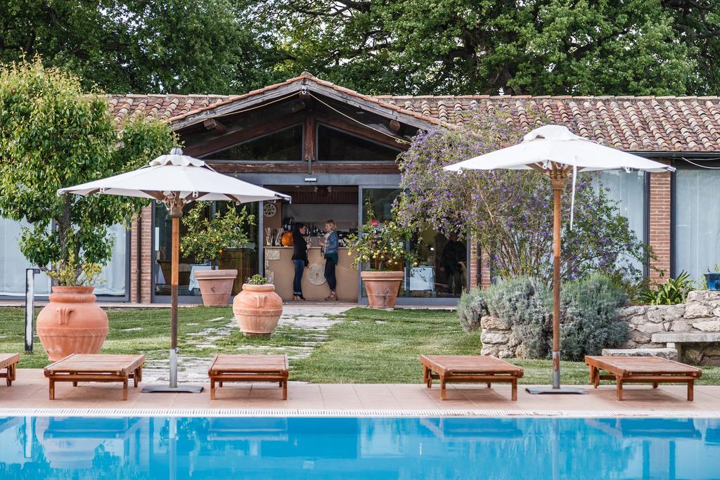 Villa Acquaviva Wine Resort มอนเตเมราโน ภายนอก รูปภาพ
