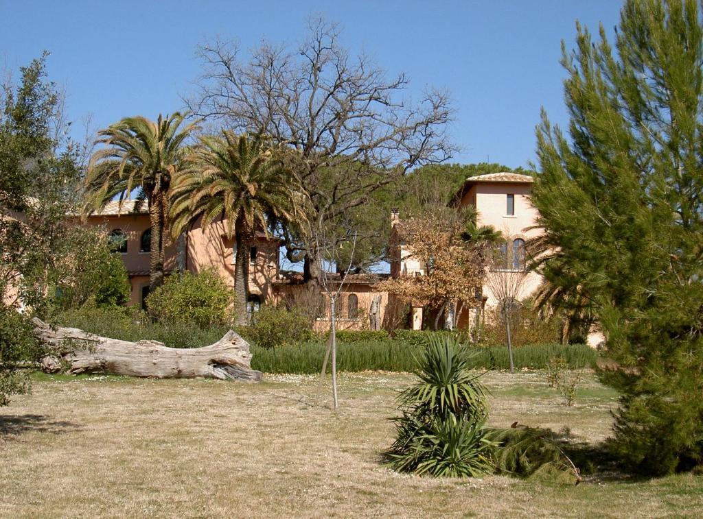 Villa Acquaviva Wine Resort มอนเตเมราโน ภายนอก รูปภาพ